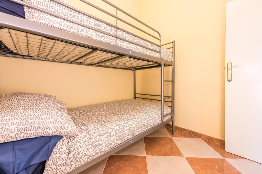 Grand Latina Apartment Μαδρίτη Δωμάτιο φωτογραφία